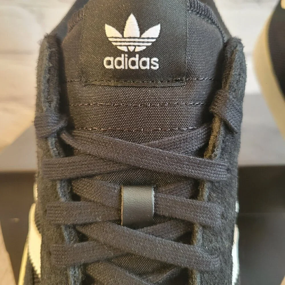 Adidas Nora Skate Shoe